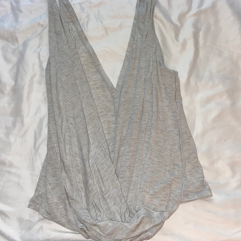 Yoga flow tank